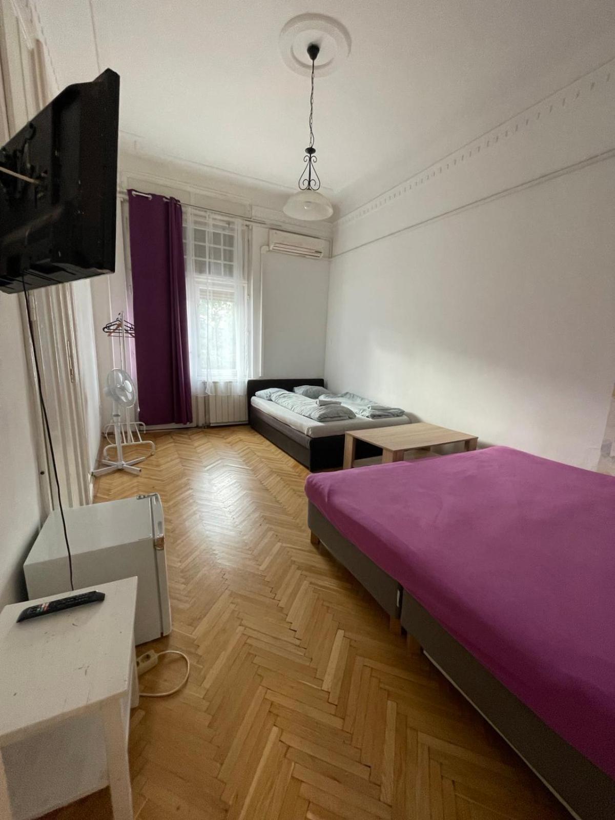 White Pearl Rooms Near Gozsdu Budapest Exterior photo